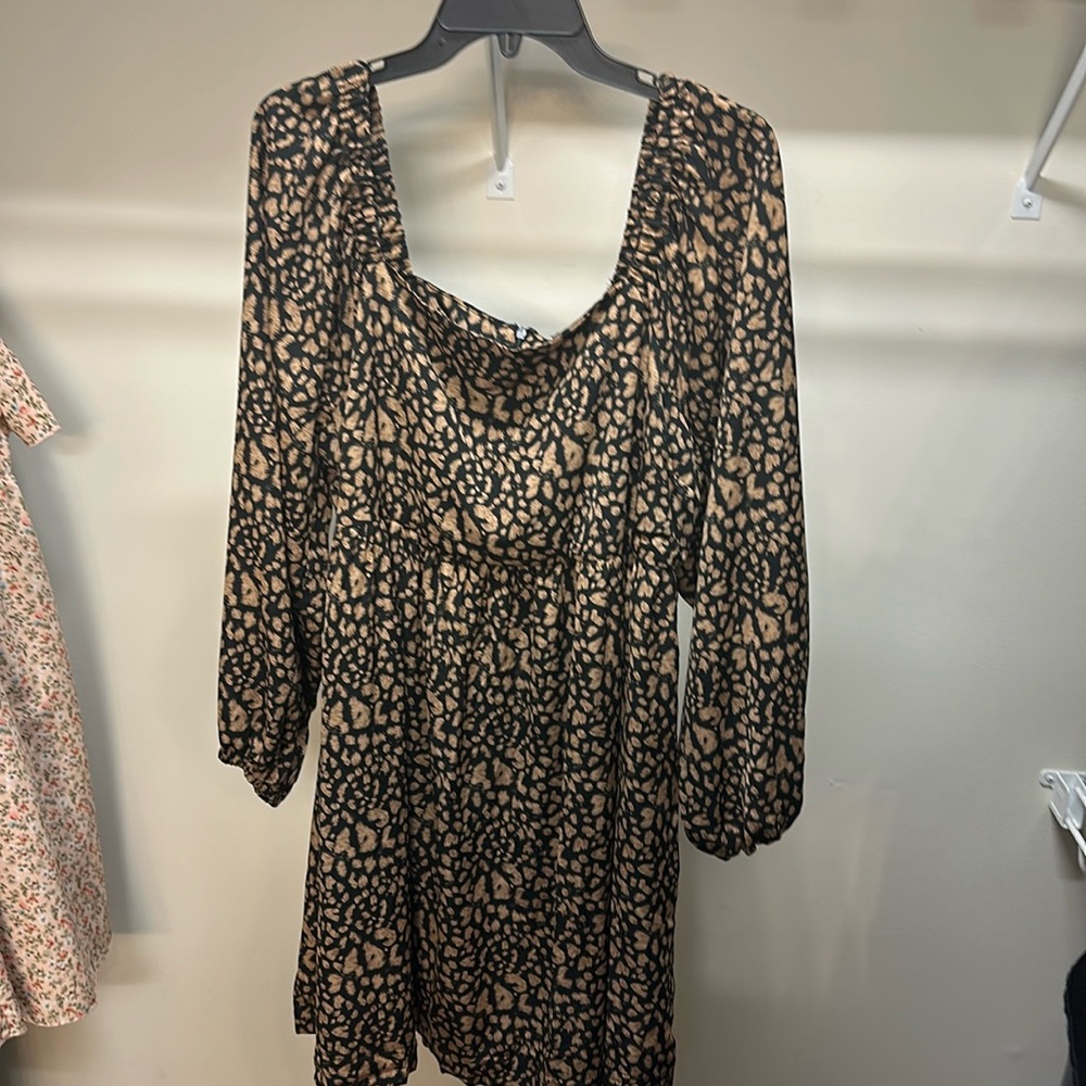 Boutique dress NWT LARGE